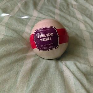 Bath and body works bath bomb
